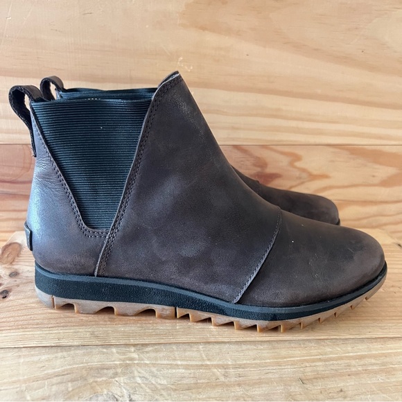 Sorel Blackened Brown Harlow Chelsea Waterproof Ankle Leather Bootie Size 7.5 - Picture 6 of 15
